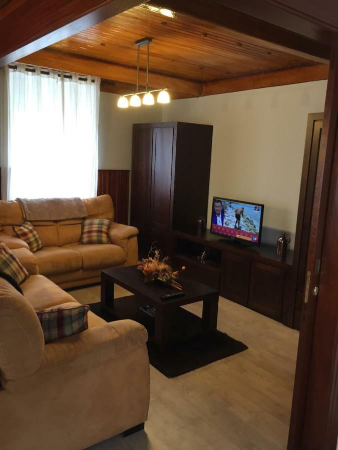 Casa Os Loureiros Villa มูโรส ภายนอก รูปภาพ